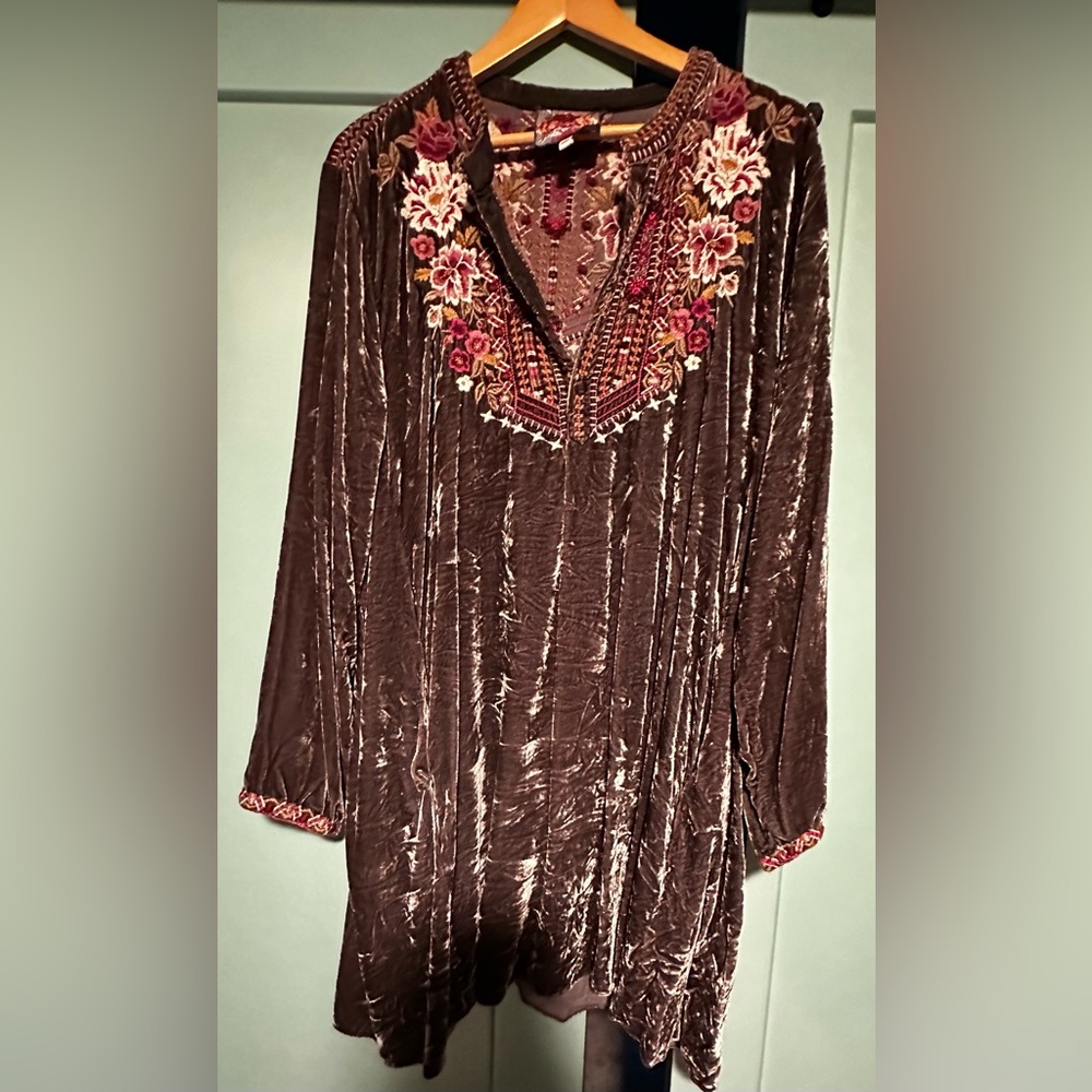 Johnny Was brown velvet top with floral embroidery.